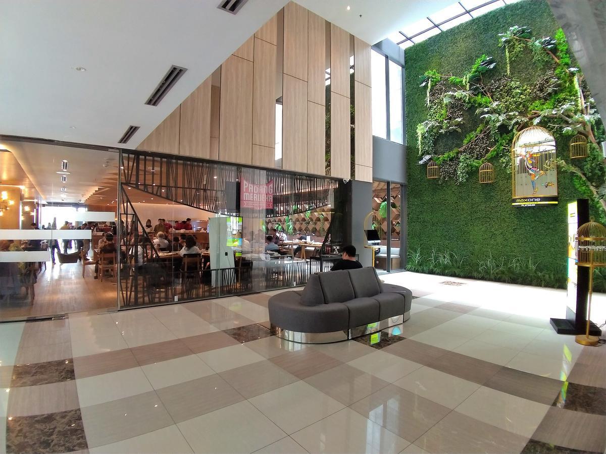 Maxone Platinum Hayam Wuruk Jacarta Exterior foto