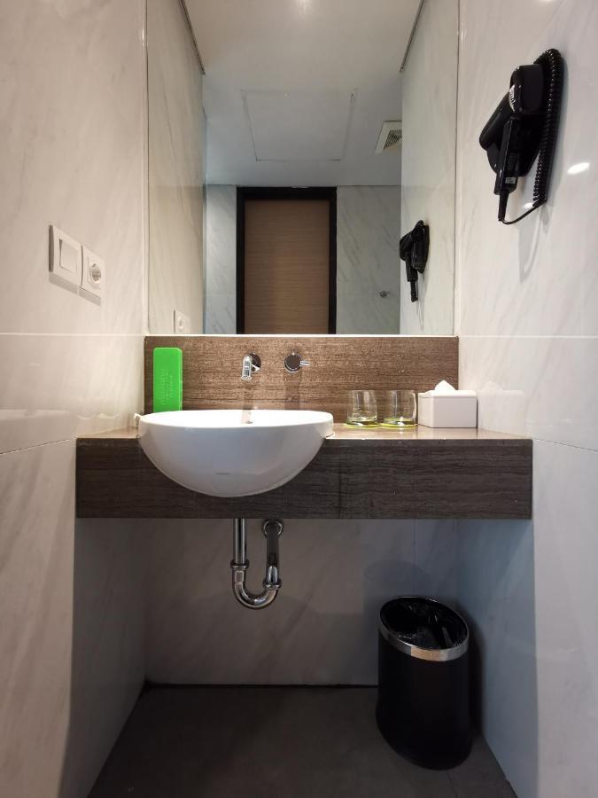 Maxone Platinum Hayam Wuruk Jacarta Exterior foto